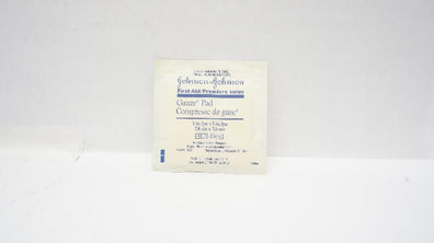 Johnson & Johnson First Aid/Premiers Soins Gauze Pad 3inch x 3inch